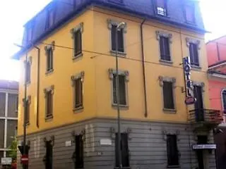 Отель Hotel2000 Милан